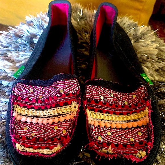 Sanuk Boho Loafer Moccasins - Picture 2 of 5